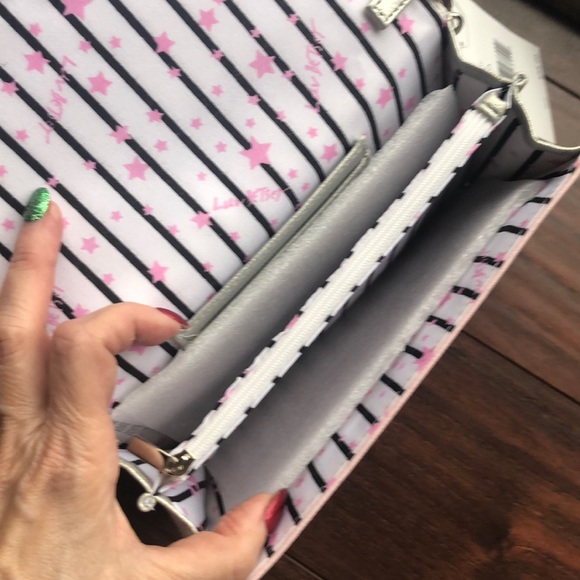 BETSEY JOHNSON CROSSBODY - Picture 7 of 7